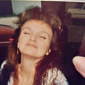 Meet your Posher, Lynley